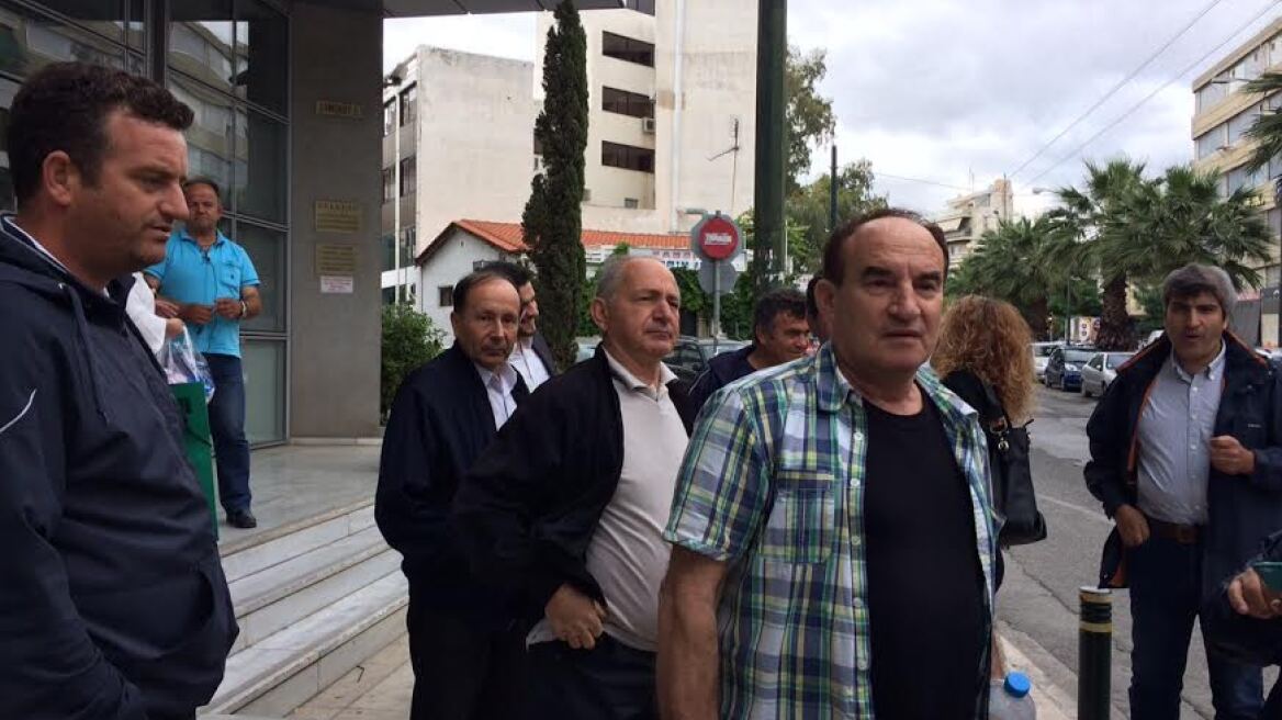 Στο Υπουργείο Αγροτικής Ανάπτυξης κτηνοτρόφοι από όλη την Ελλάδα 