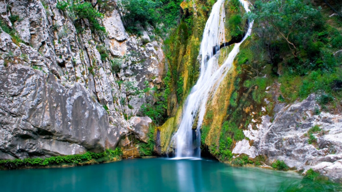 Polylimnio: A Blue Lagoon-like paradise! Find out where