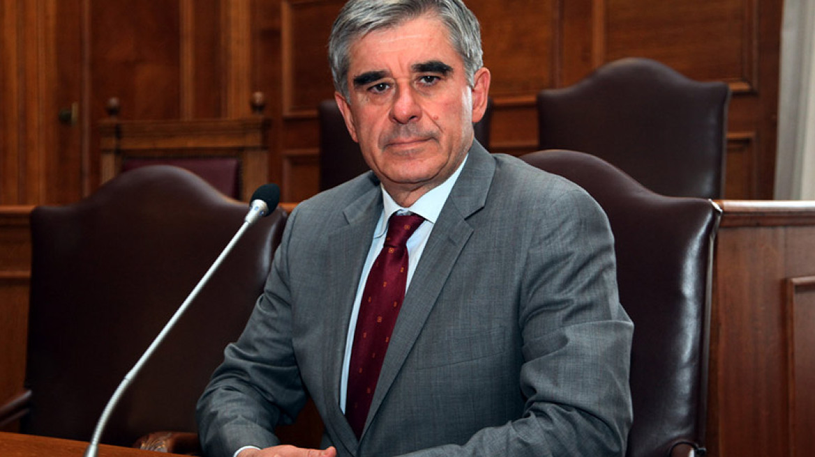 Στο στόχαστρο Νικολούδη διευθύντρια του ΙΚΑ με «οικογενειακά» χρέη 7 εκατ. ευρώ!