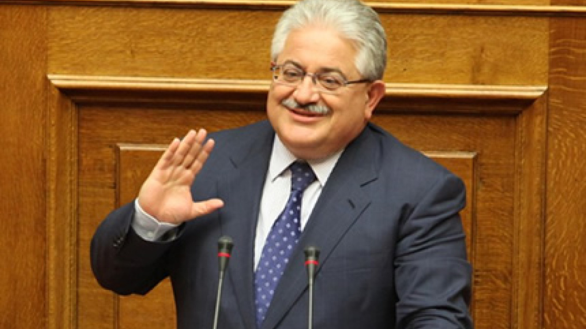 Πέντε δικαστικές Ενώσεις κατά του Κώστα Τζαβάρα