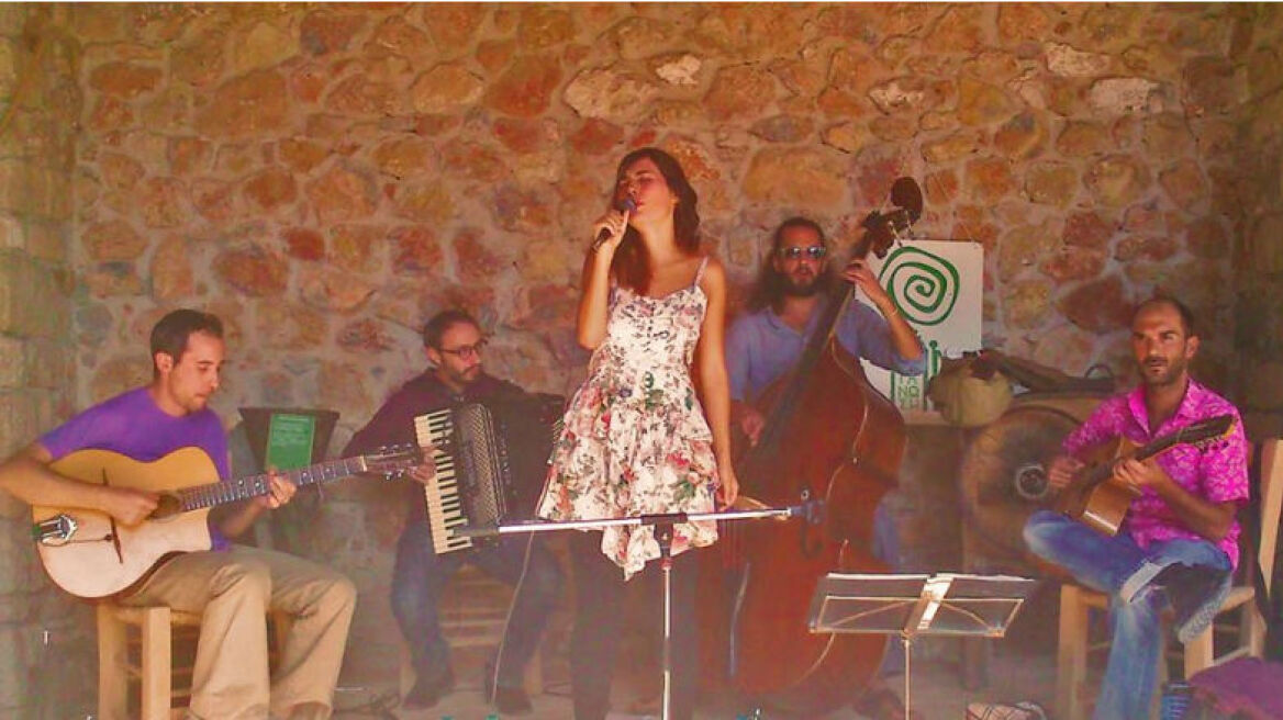 Η τζαζ πάει… ταράτσα