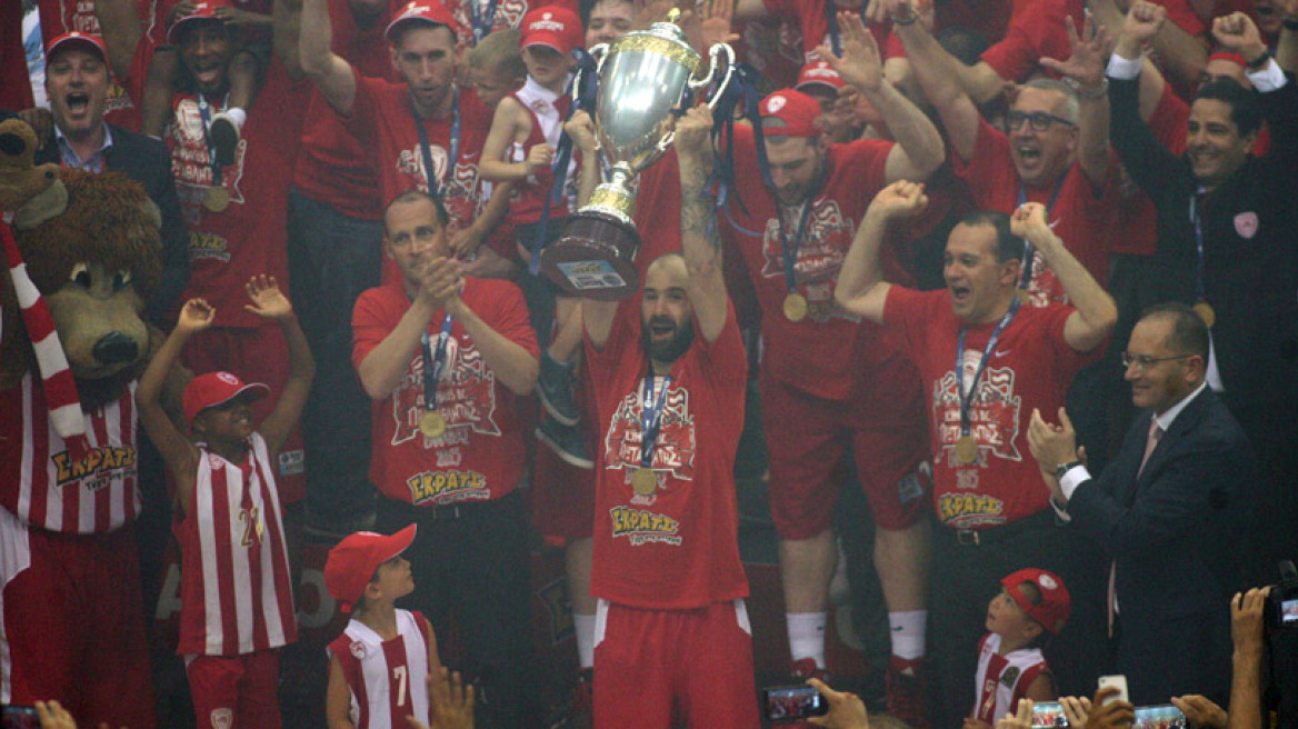 Πρωταθλητής ο Ολυμπιακός με 3-0! 