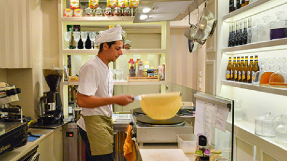 Bonbon: Ανακαλύψαμε την πιο κομψή creperie της πόλης
