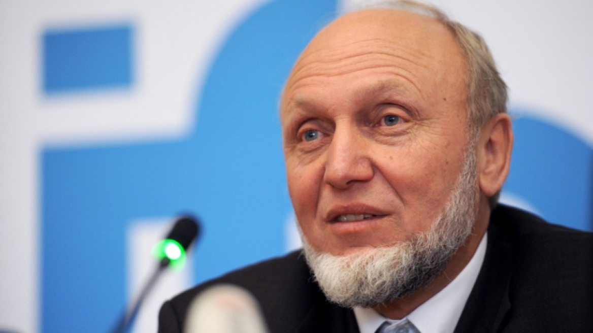 Ζιν (Ifo): Καλύτερα η Ελλάδα να φύγει από το ευρώ και να υιοθετήσει τη νέα δραχμή