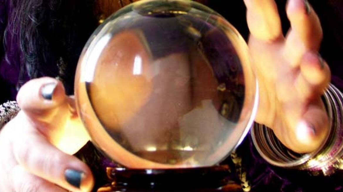 Μέντιουμ «μαϊμού» βίασε ανήλικη κοπέλα 