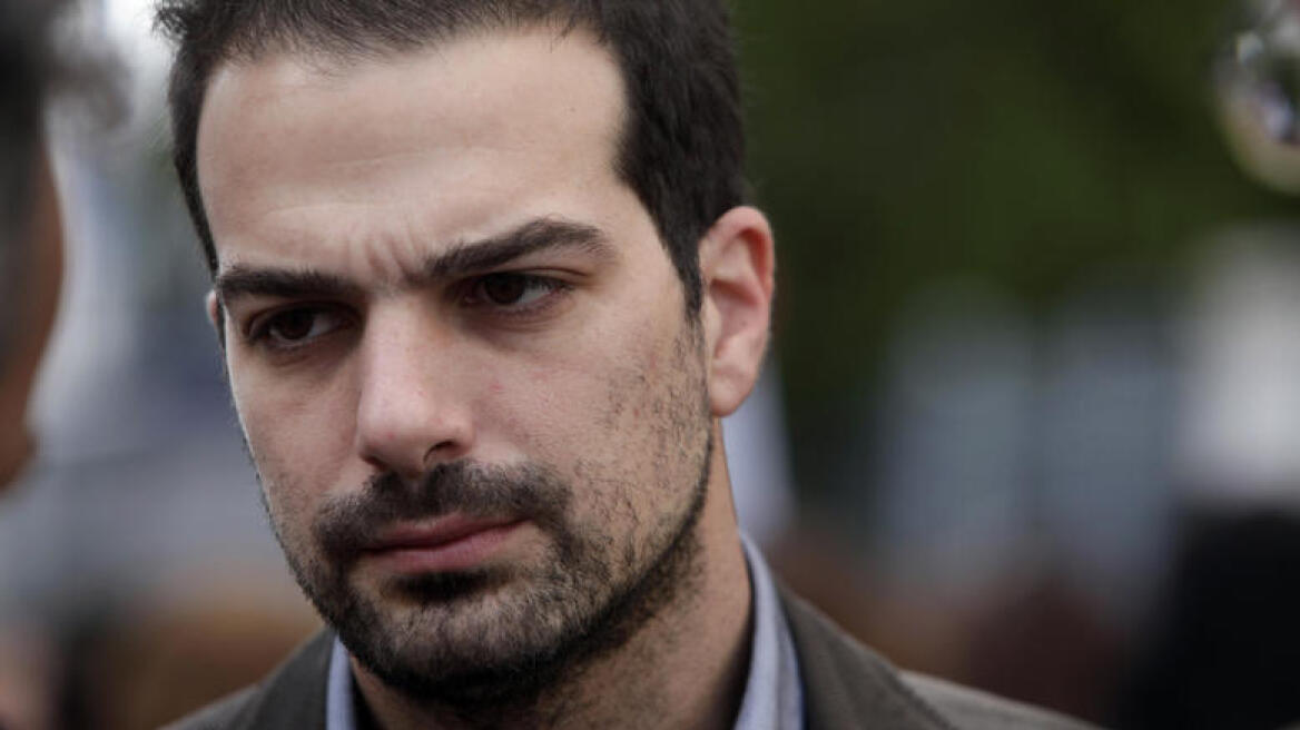 Σακελλαρίδης: Δεν υπάρχει θέμα ελέγχου κεφαλαίων - Δεν είναι ιερή αγελάδα ο Στουρνάρας