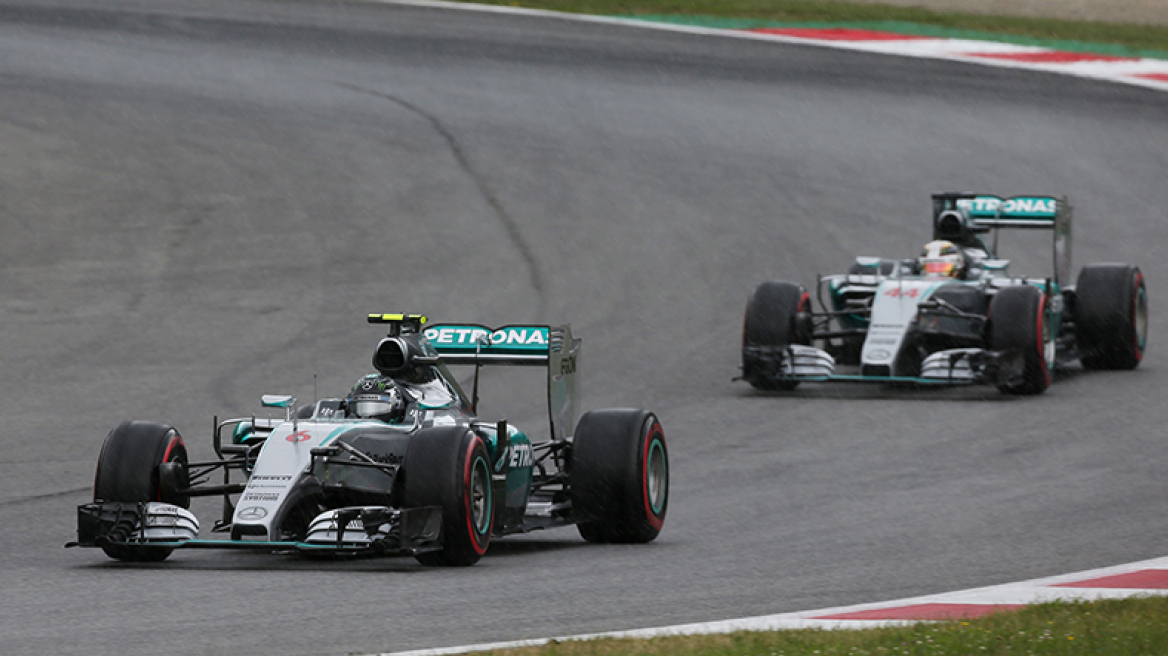 Mercedes: Περιμέναμε πιο γρήγορες τις Ferrari!