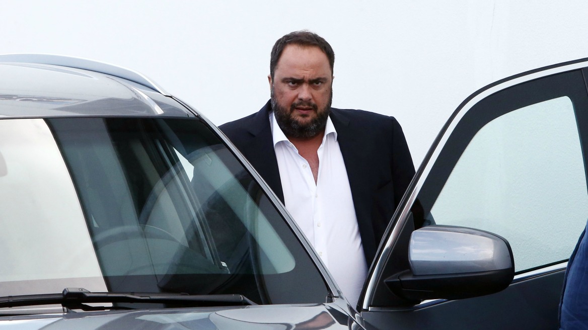 Παραμένει πρόεδρος του Ολυμπιακού ο Μαρινάκης και βάζει 10 εκατ. για μεταγραφές