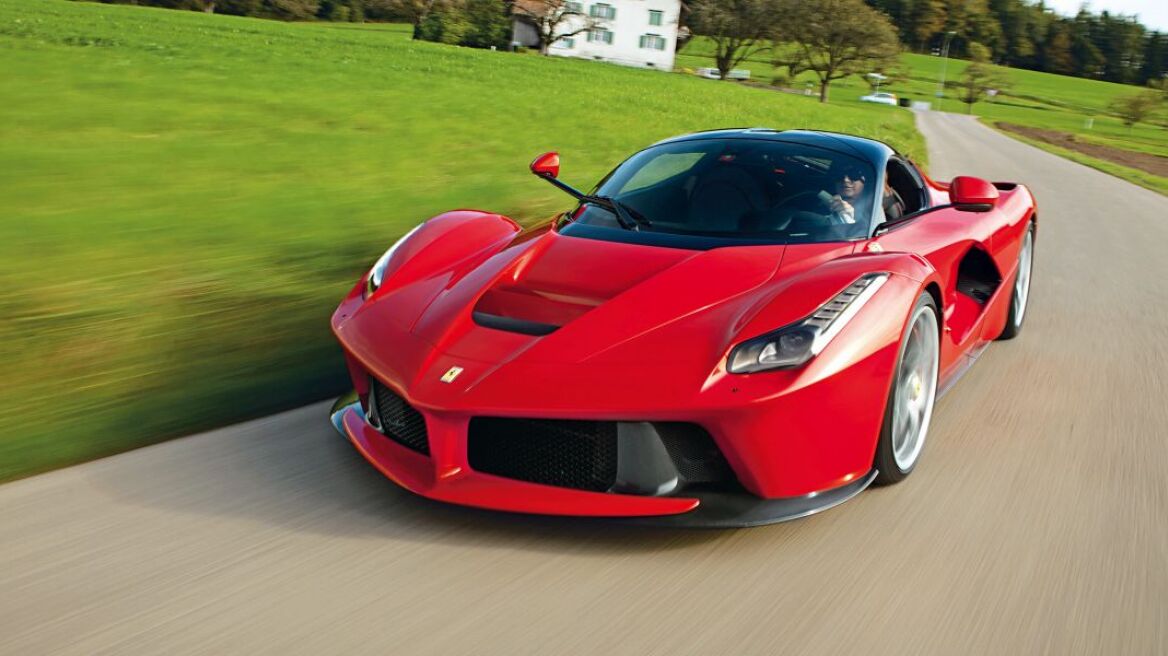 Ανακοίνωσε ανάκληση σε μοντέλο 1,5 εκ. η Ferrari