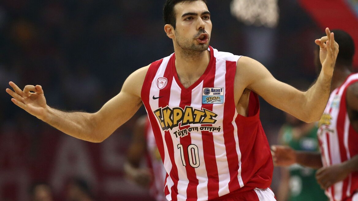 Αρνητικά απάντησε ο Σλούκας στον Ολυμπιακό