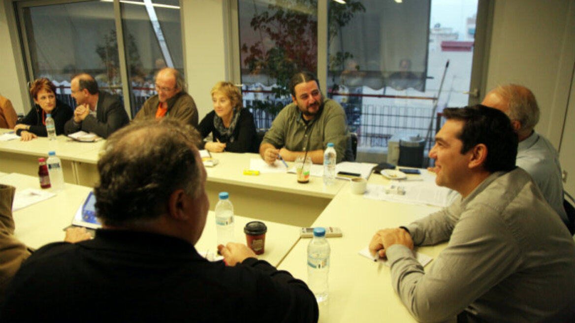 Εγκλωβισμένη η κυβέρνηση: Αν χάσει πέφτει, αν κερδίσει οδηγεί τη χώρα εκτός ευρώ