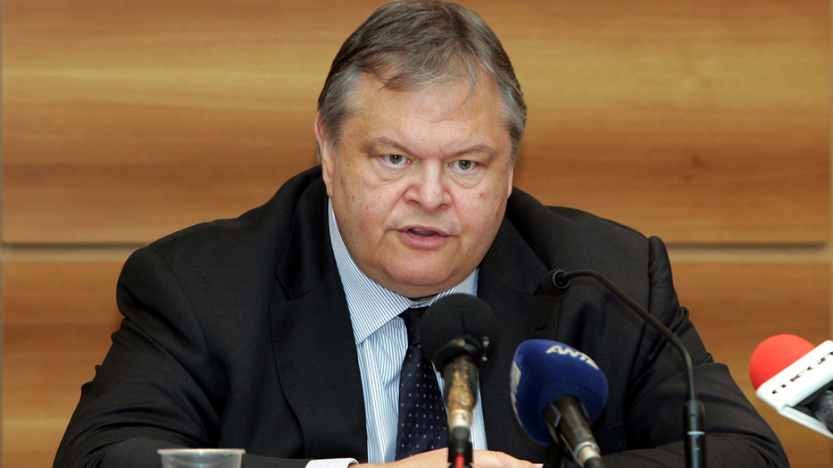 Βενιζέλος: Το όχι που ζητά ο Τσίπρας είναι όχι στην Ευρώπη, όχι στο ευρώ
