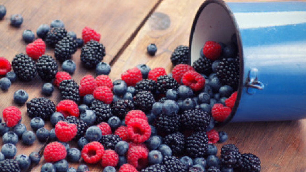 Τρώγε berries και superfoods για ν’ αντέξεις στα δύσκολα