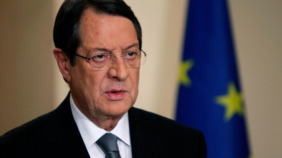 Αναστασιάδης: Θέλουμε την Ελλάδα δυνατή στην ευρωζώνη 