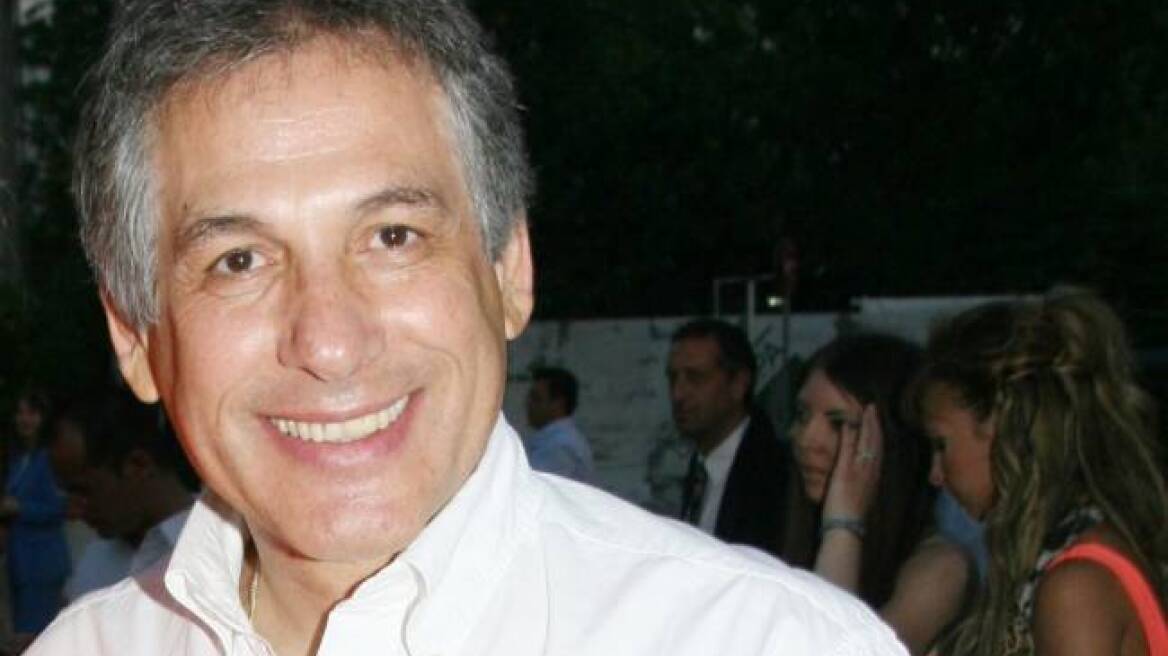 Ντύνεται γαμπρός ο Θάνος Καληώρας