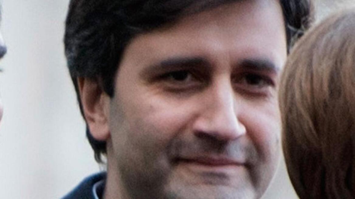 Βαρουφάκης επιβεβαιώνει την παραίτηση Χουλιαράκη