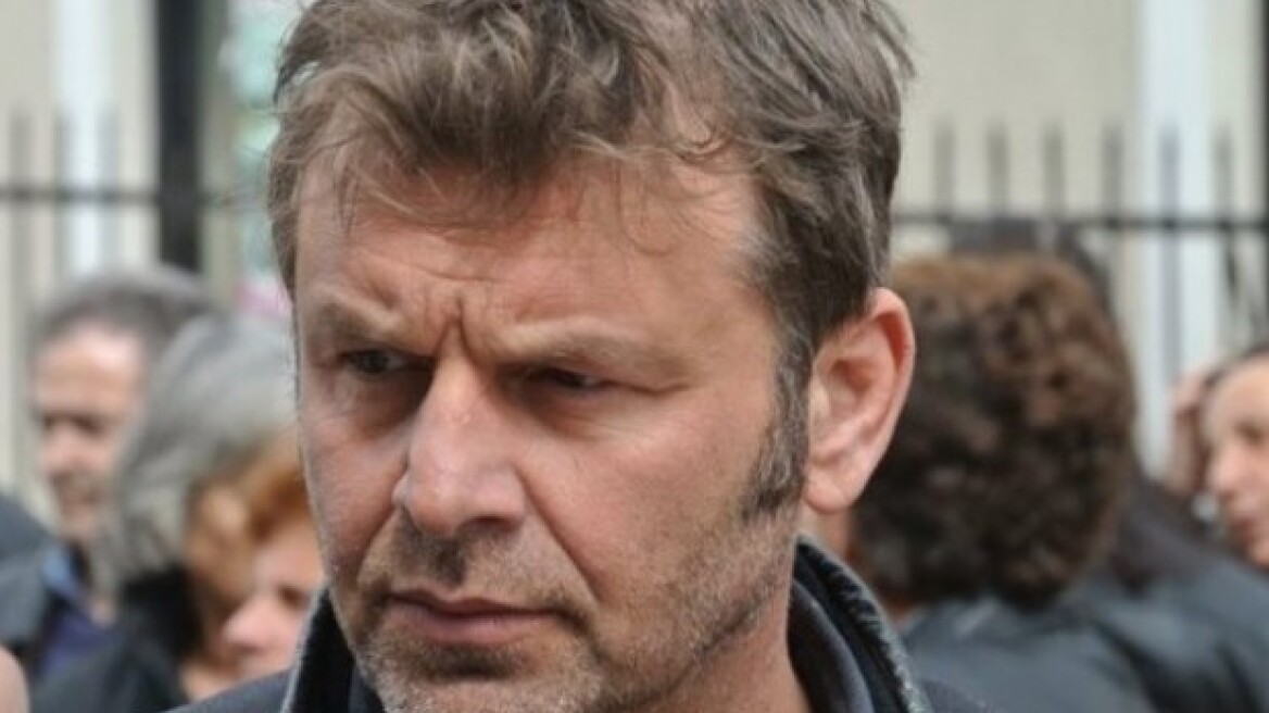 Ο Απόστολος  Γκλέτσος μηνύει τον Βαρουφάκη