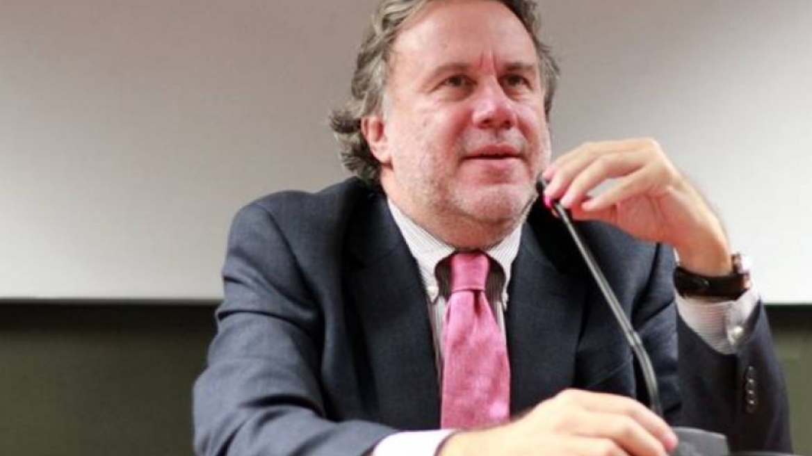 Κατρούγκαλος: Τεχνικά αδύνατο να ανοίξουν οι τράπεζες αυτή την εβδομάδα 