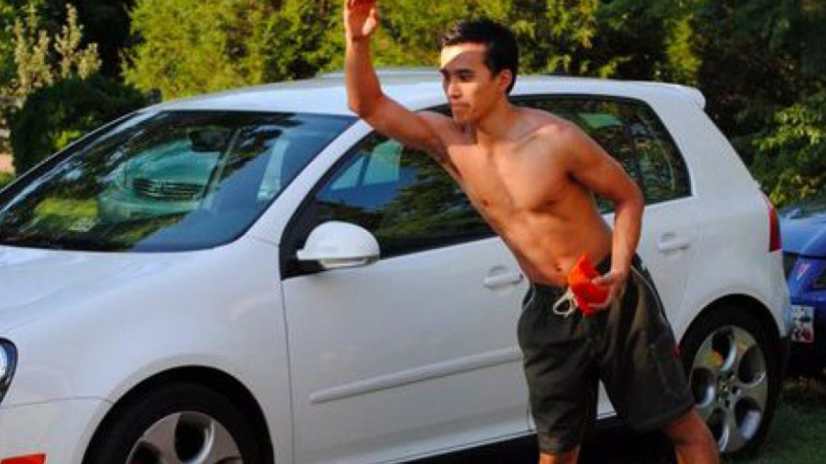 Πληρώνει $10.000 για να του βρουν... γυναίκα!