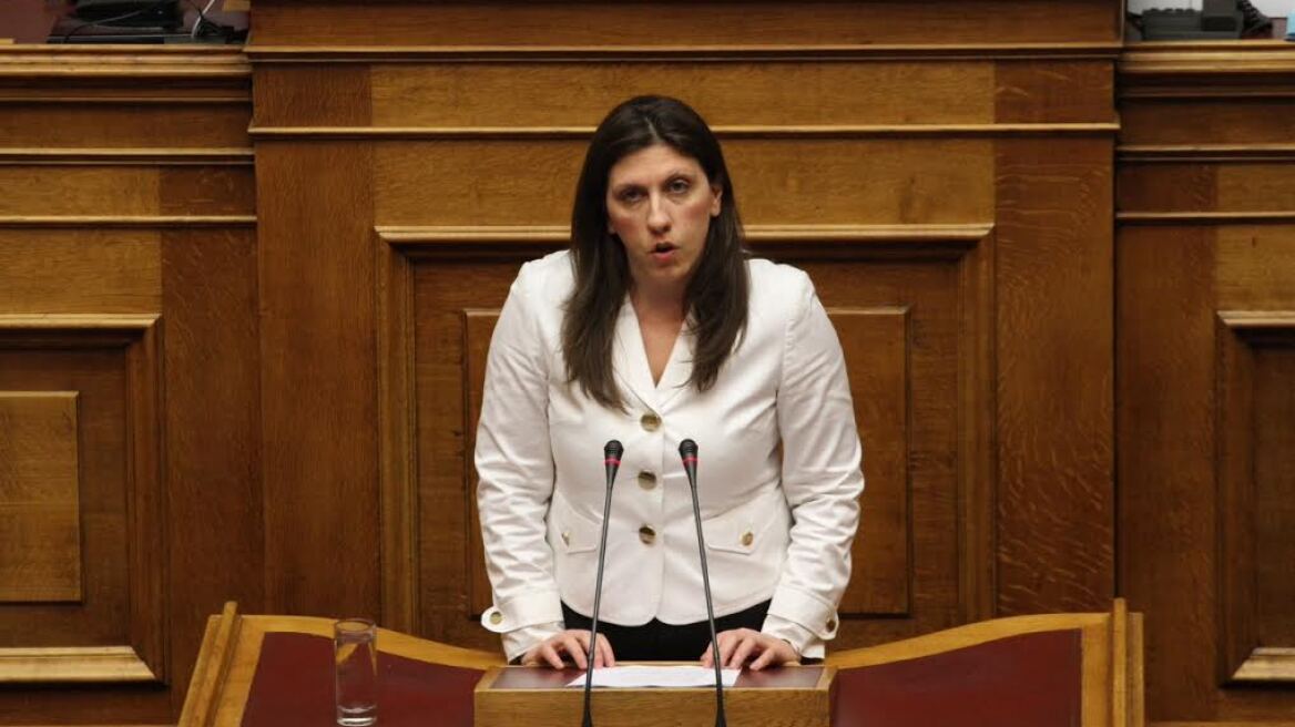 H Κωνσταντοπούλου δηλώνει «παρών» στην ψηφοφορία - Είπε ότι καταλύεται το Σύνταγμα 