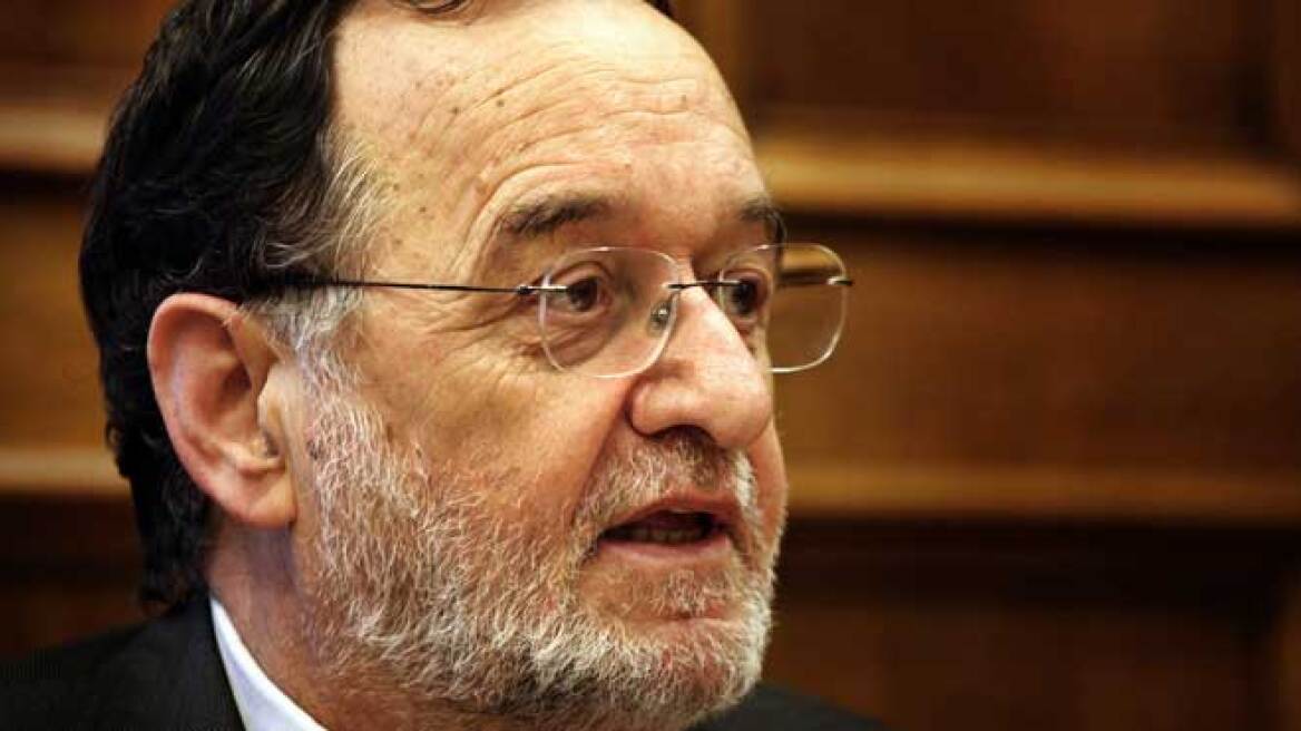 Λαφαζάνης: Τρομοκρατικό και ανύπαρκτο το δίλημμα ευρώ ή καταστροφή