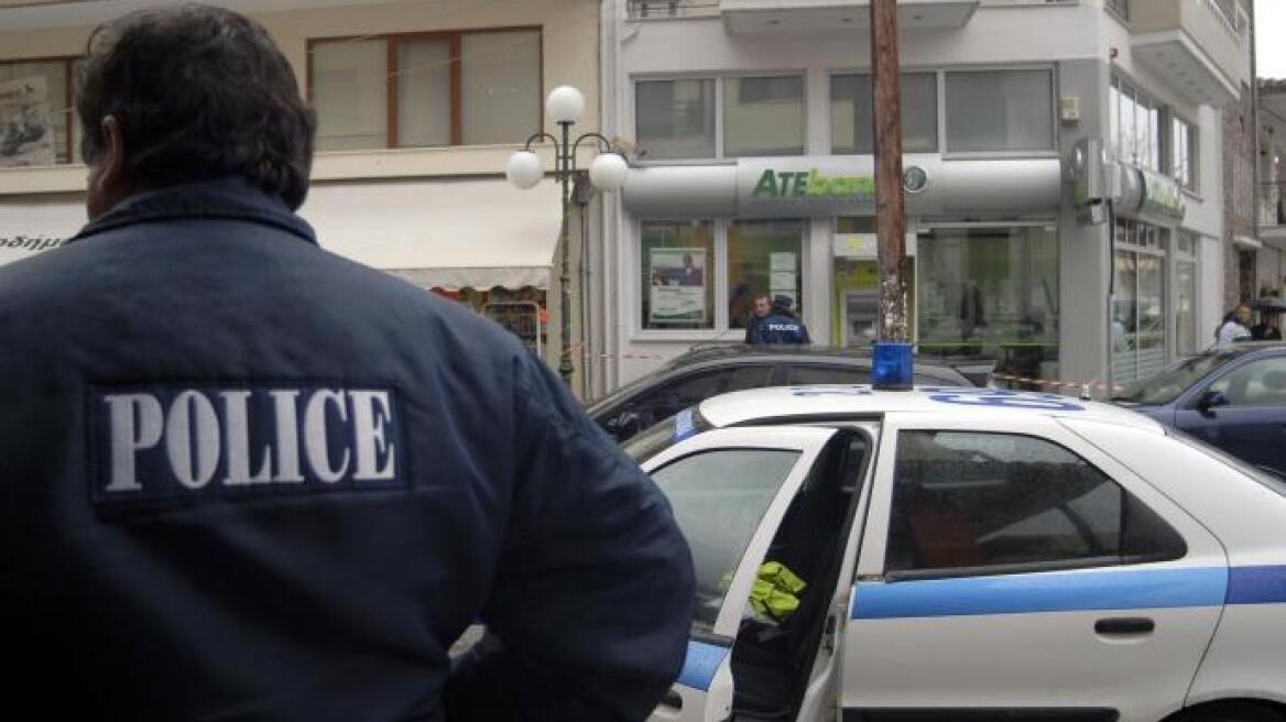 Ληστείες σε Γλυφάδα και Περιστέρι 