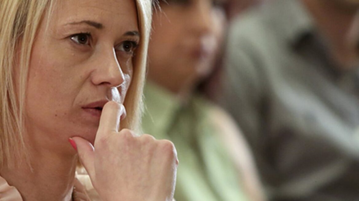 Με Όργουελ και «ραντεβού στους δρόμους της φωτιάς» υποδέχθηκε το αποτέλεσμα η Ραχήλ