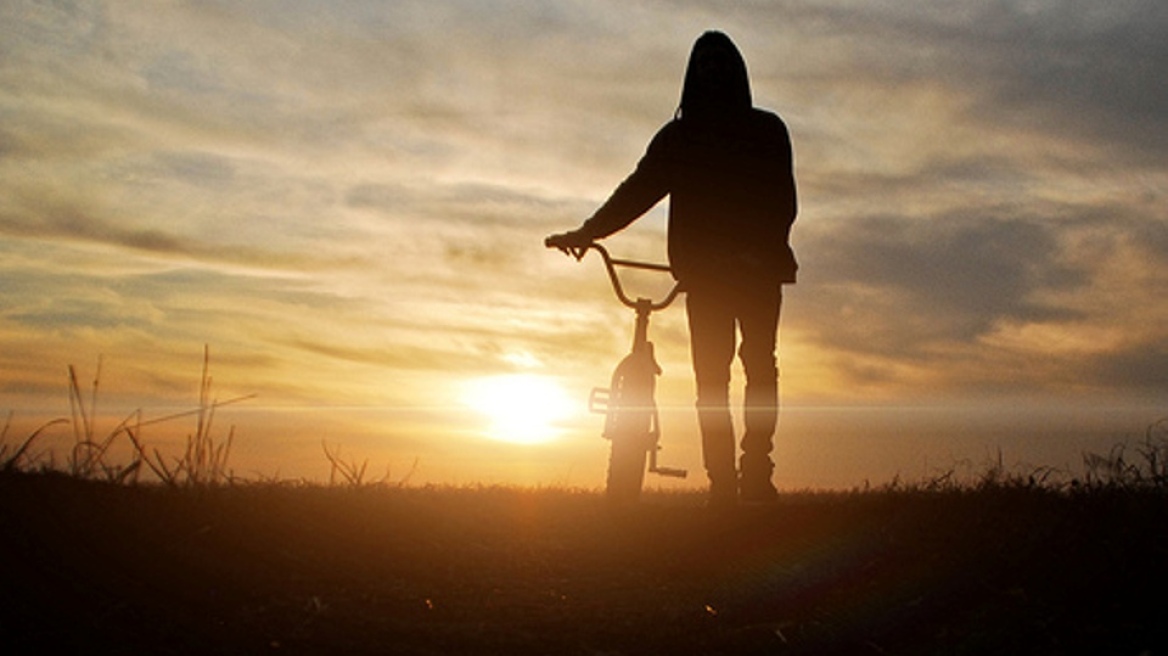 Σύρος: 14χρονος βρήκε γεμάτο πορτοφόλι και το παρέδωσε