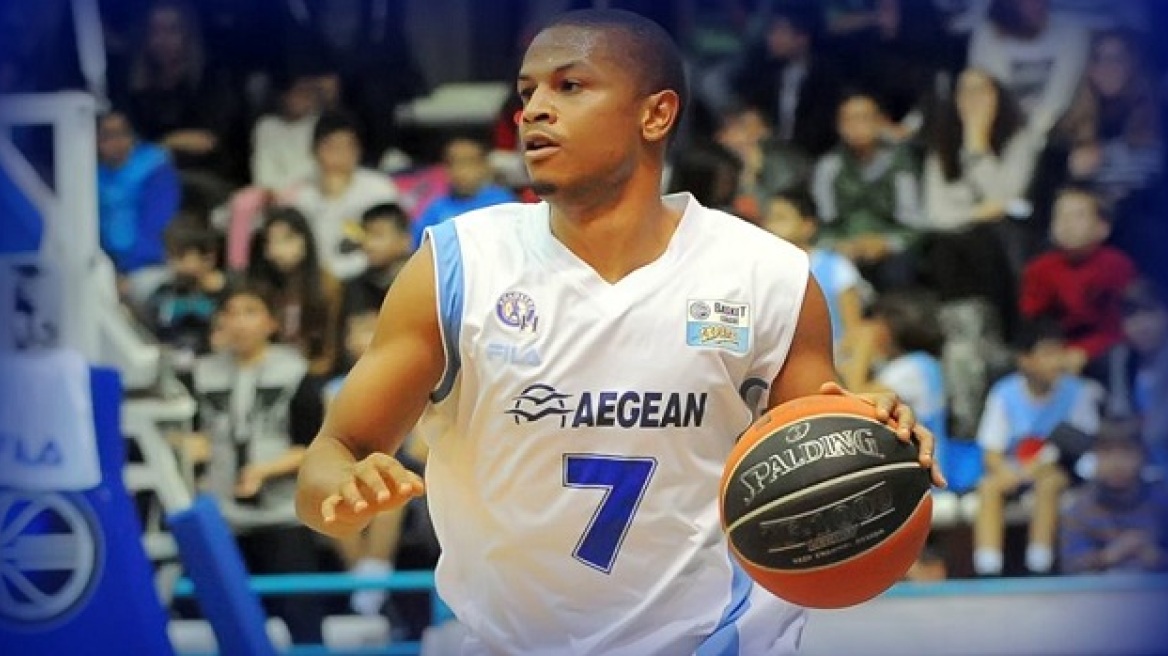 Γουότερς: Είμαι περήφανος που θα παίξω στον Άρη