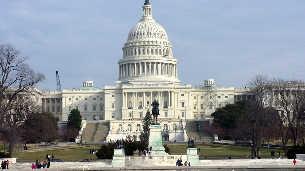 Βυθίζεται στον... ωκεανό η Ουάσιγκτον!