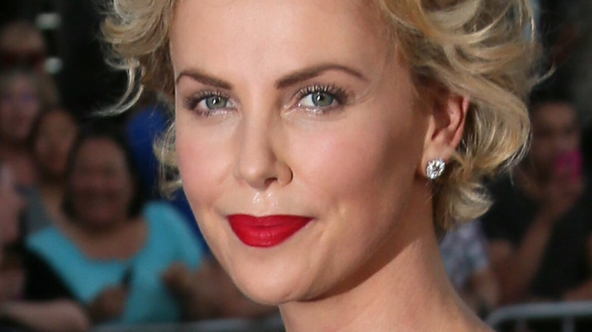 Υιοθέτησε κι άλλο παιδί η Σαρλίζ Θερόν