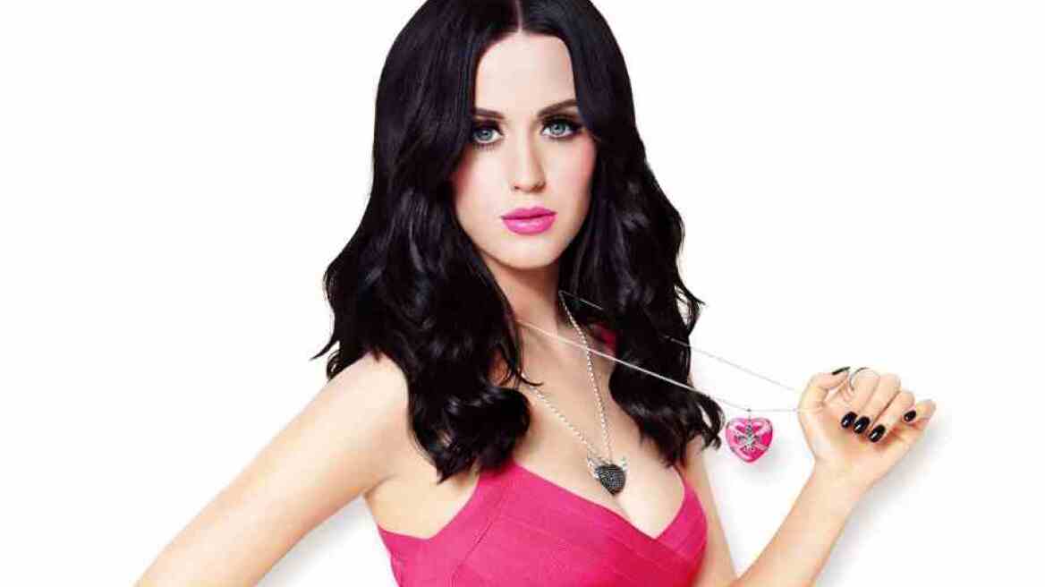 Γιατί τσακώνεται η Katy Perry με τις... καλόγριες
