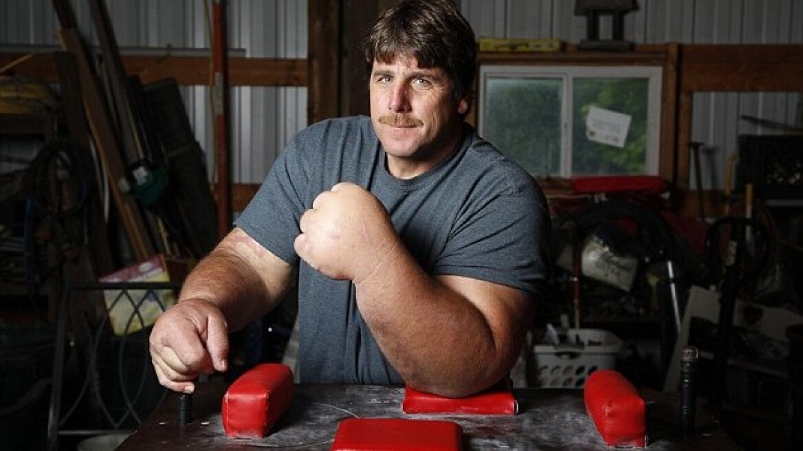 Meet the real-life Popeye! (amazing pics+vid)