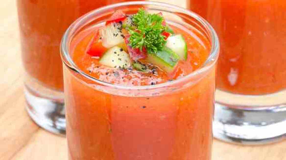 Smoothie ντομάτα – αγγούρι – λάιμ