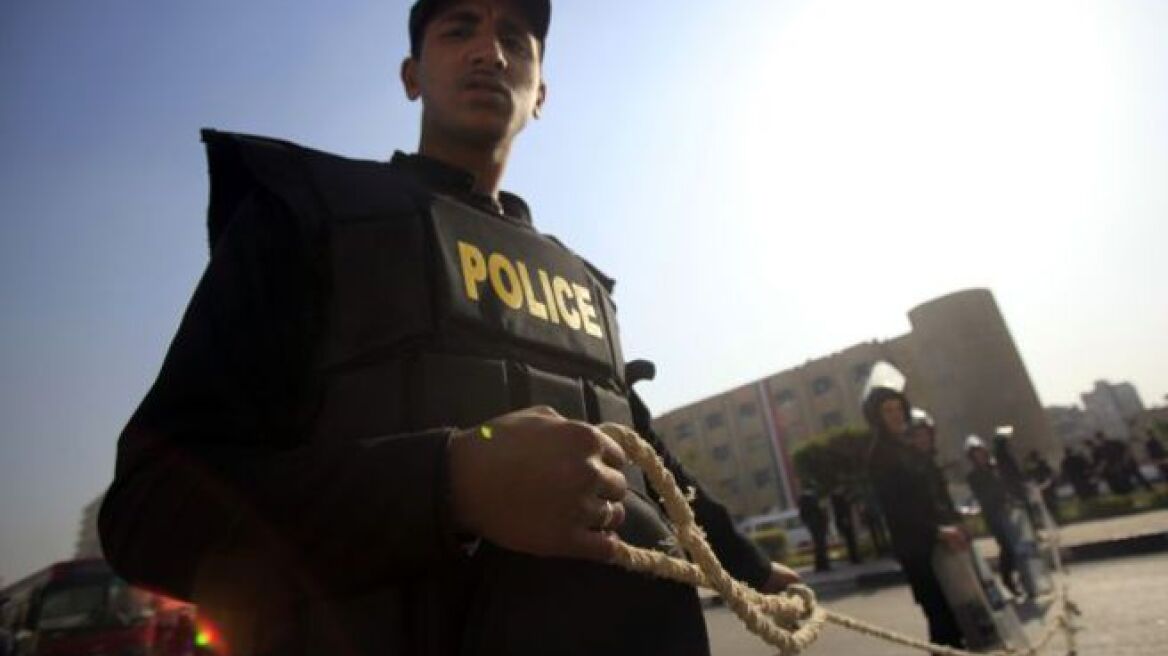 Αίγυπτος: Ένας αστυνομικός νεκρός από τα πυρά αγνώστων 