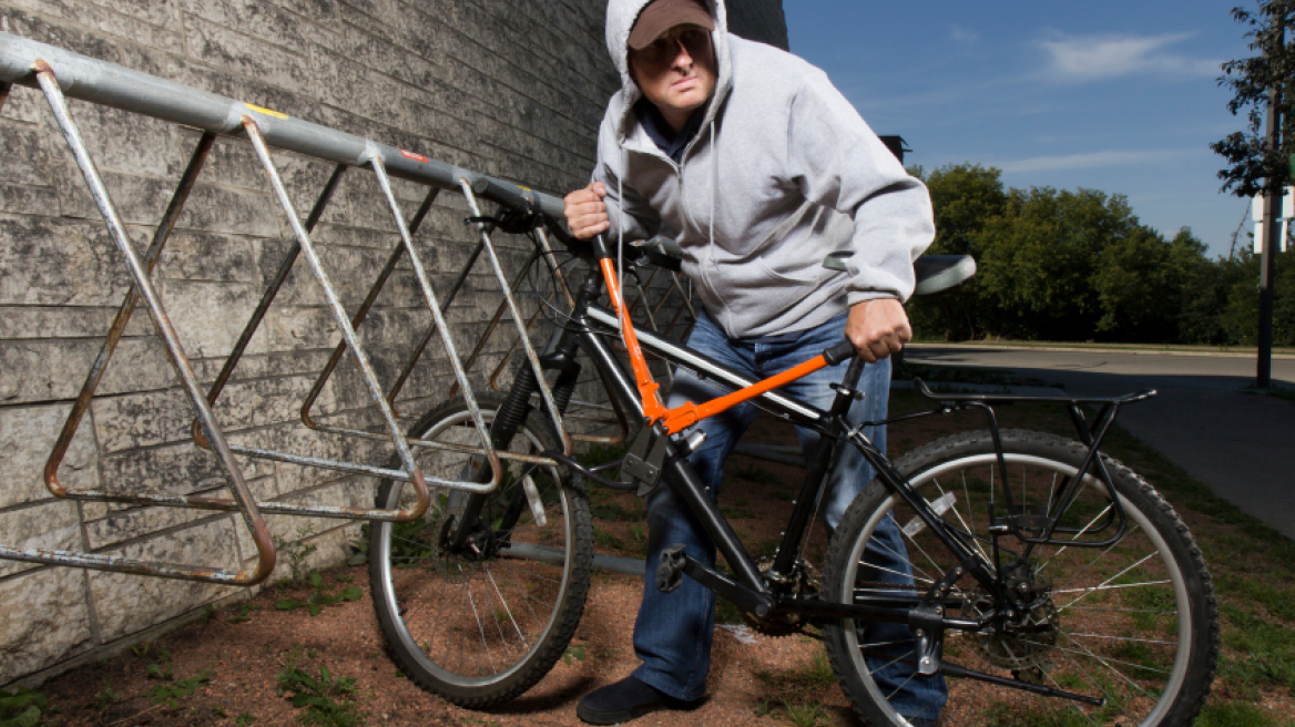 Σέρρες: Ανήλικοι διαρρήκτες έκλεβαν ποδήλατα