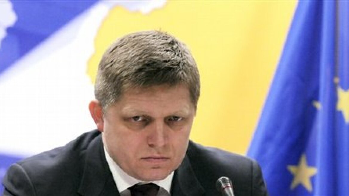 Σλοβάκος πρωθυπουργός: Ούτε σεντ «κούρεμα» χρέους στην Ελλάδα