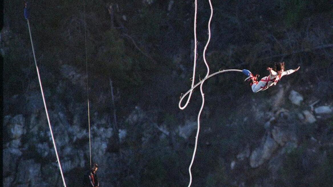 Ισπανία: Σκοτώθηκε Ολλανδή έφηβη κάνοντας bungee jumping