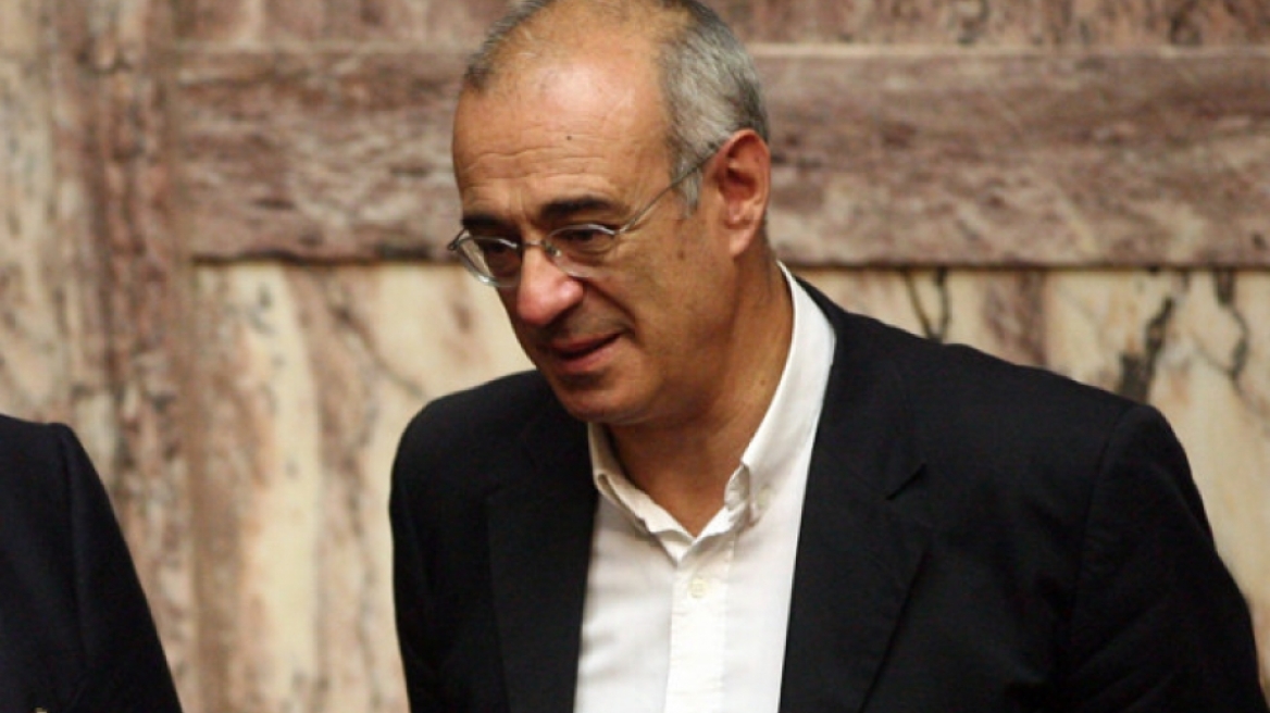 Αυξάνει τις αρμοδιότητες του Μάρδα ο Τσίπρα