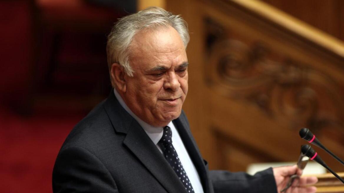 Δραγασάκης: Το Grexit δεν έχει φύγει οριστικά από το τραπέζι