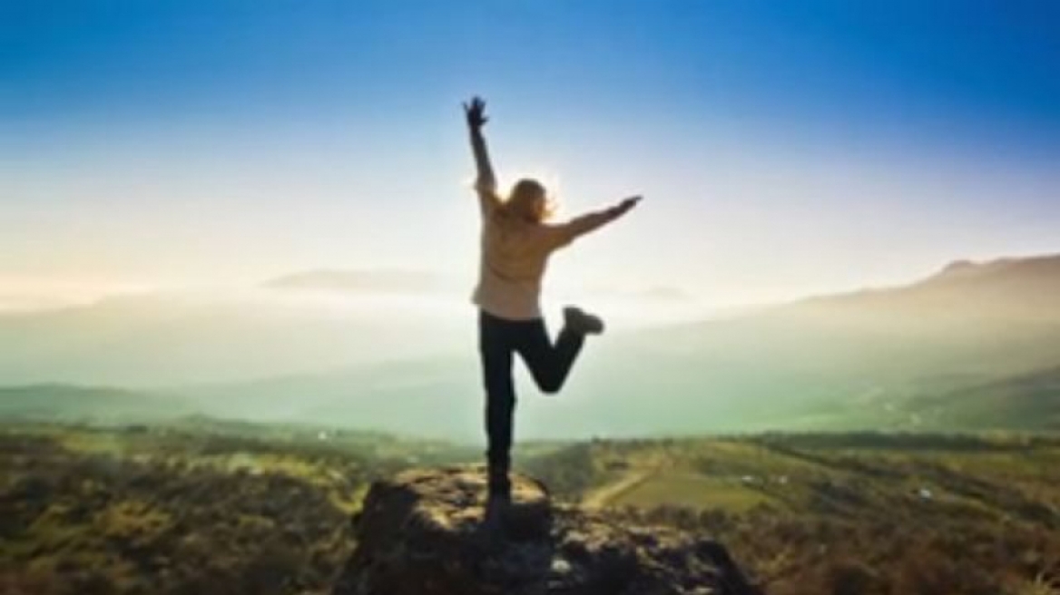 Δείτε πώς επιστημονικά μπορεί να γίνει κανείς ευτυχισμένος