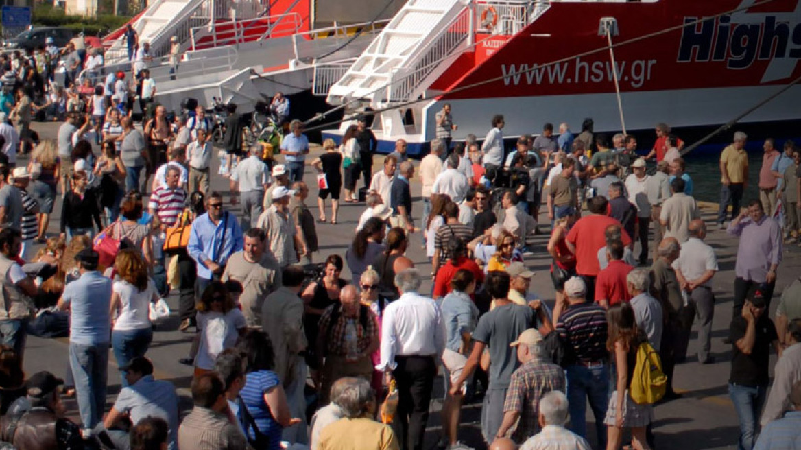 Αδειάζει η Αθήνα για το Δεκαπενταύγουστο