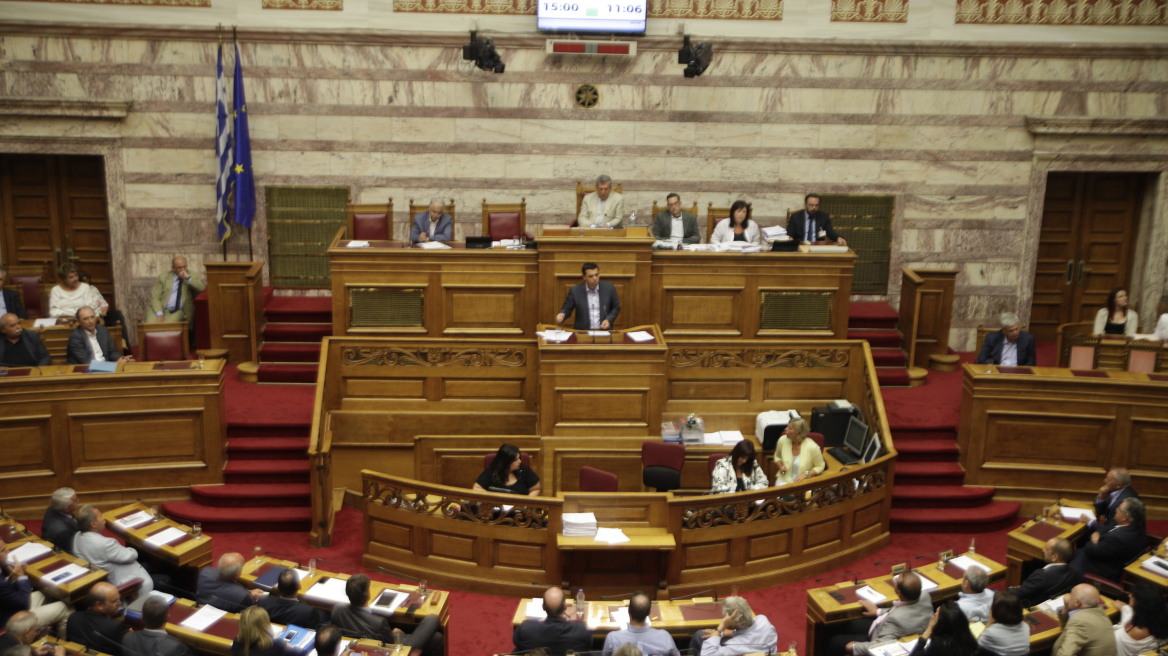 Η «μάχη» της Βουλής - Δείτε τις ομιλίες