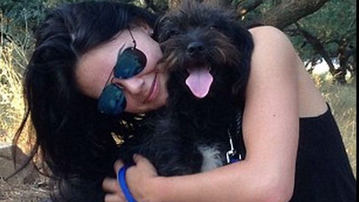 Βρετανίδα υιοθετεί αδέσποτο που την «έσωσε» από σεξουαλική επίθεση στην Κρήτη
