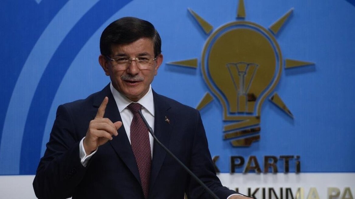 «Άνοιγμα» Νταβούτογλου σε βουλευτές του φιλοκουρδικού κόμματος