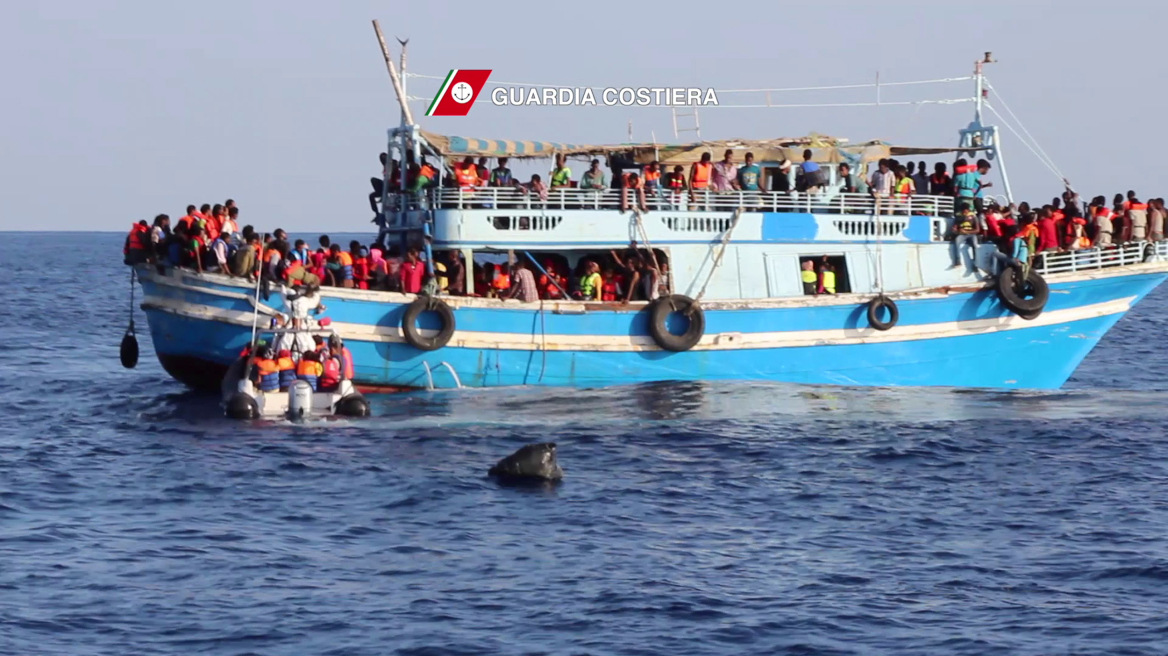 Λιβύη: Ανετράπη βάρκα με 200 μετανάστες - Τουλάχιστον 10 νεκροί