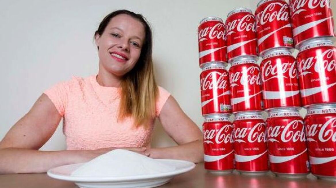 Βρετανία: 27χρονη έκοψε την coca cola και έχασε 54 κιλα! 