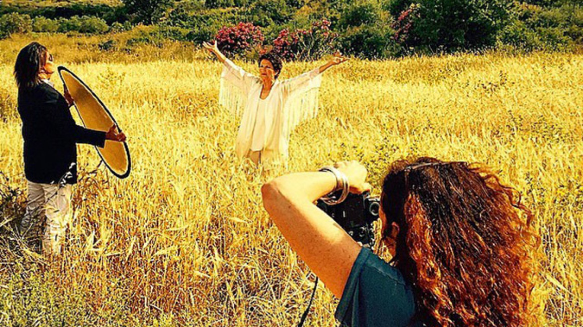 Το άλογο, ο δήμαρχος και η υπουργός