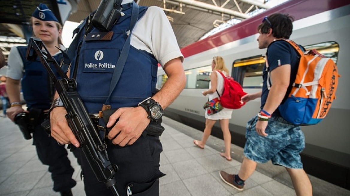 Σε συναγερμό η Γαλλία υπό τον φόβο τρομοκρατικών επιθέσεων