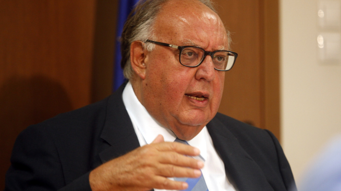 Πάγκαλος: Ο Τσίπρας-Ρασπούτιν και ο λαός-πρόβατο που τον ακολουθεί